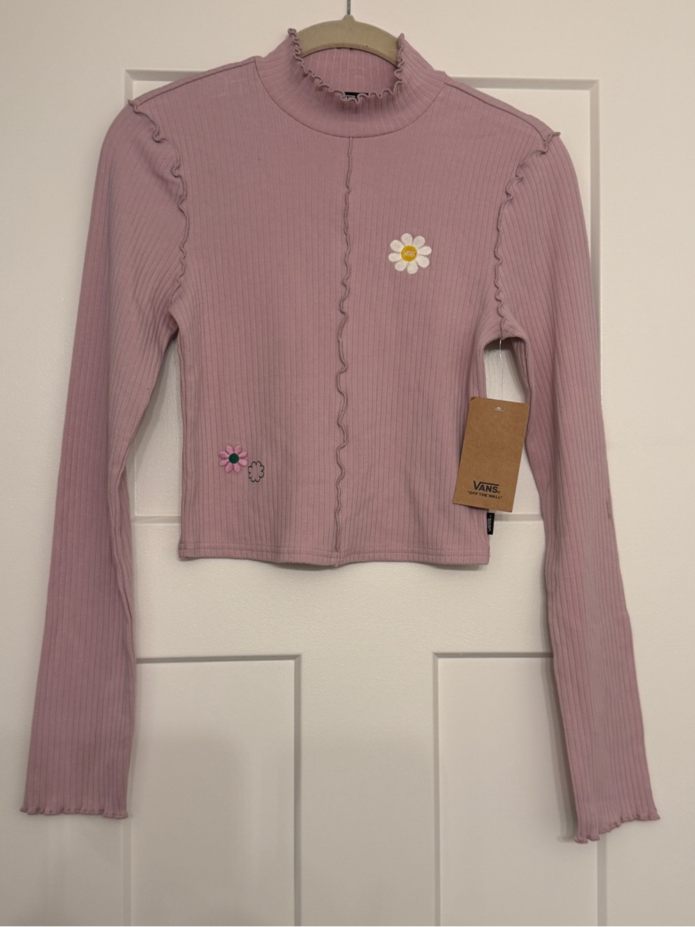 Vans NWT Floral Embroidered Ribbed Mock Neck Long Sleeve Daisy Patch Details XS